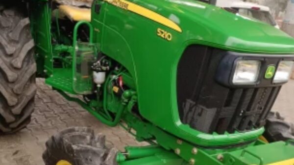 John Deere 5210 Price