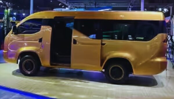 Ashok Leyland Dost Express 13 Seater Price